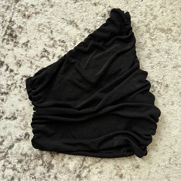 Women's Ruched One Shoulder Crop Top - Picture 2 of 2